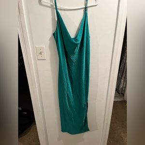 Women’s size XL midi slip dress.